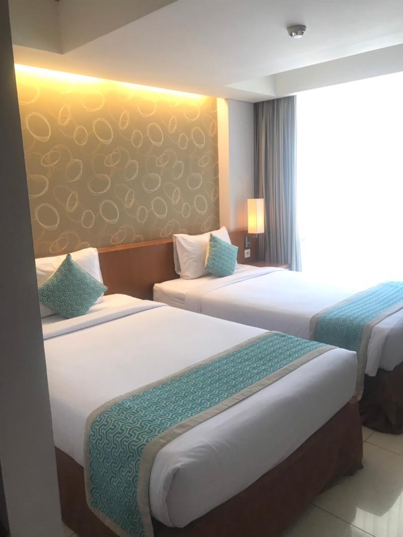Holiday Inn Express Bali Sunset Road By Ihg Kuta Lombok Exteriör bild