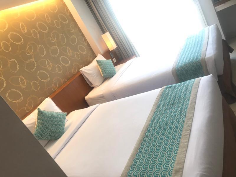 Holiday Inn Express Bali Sunset Road By Ihg Kuta Lombok Exteriör bild
